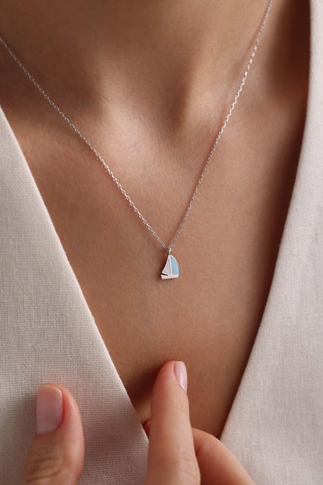 Heliophilia Silver Collar de Plata de Ley 925 con Piedra de Esmalte Heliophilia Silver Collar de Plata de Ley 925 con Piedra de Esmalte